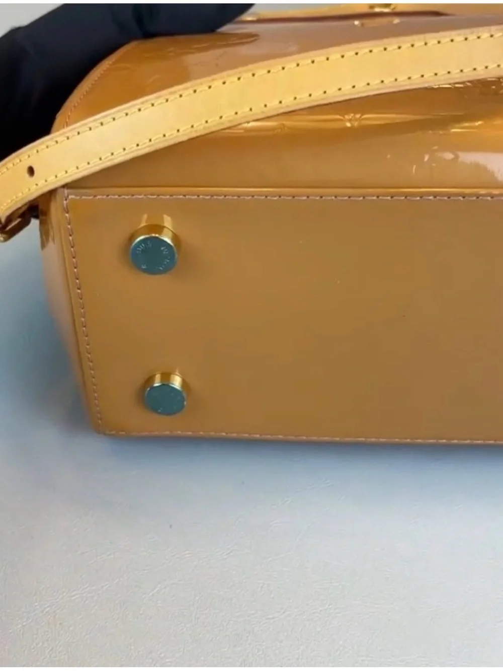 Louis Vuitton Vernis Blair MM Monogram Dune Shoulder Bag